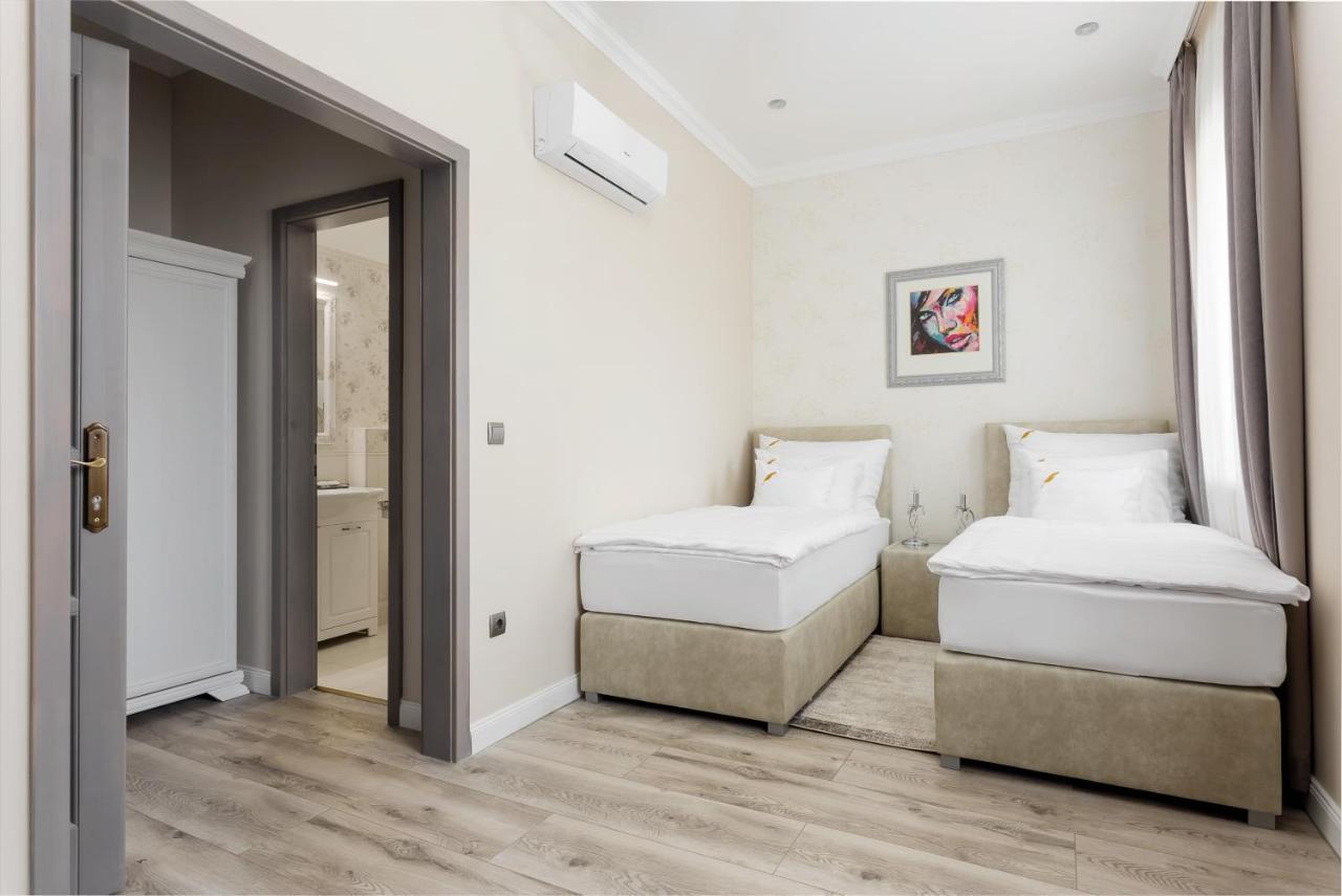 Notarius Vendeghaz Bed & Breakfast Poroszló Екстериор снимка